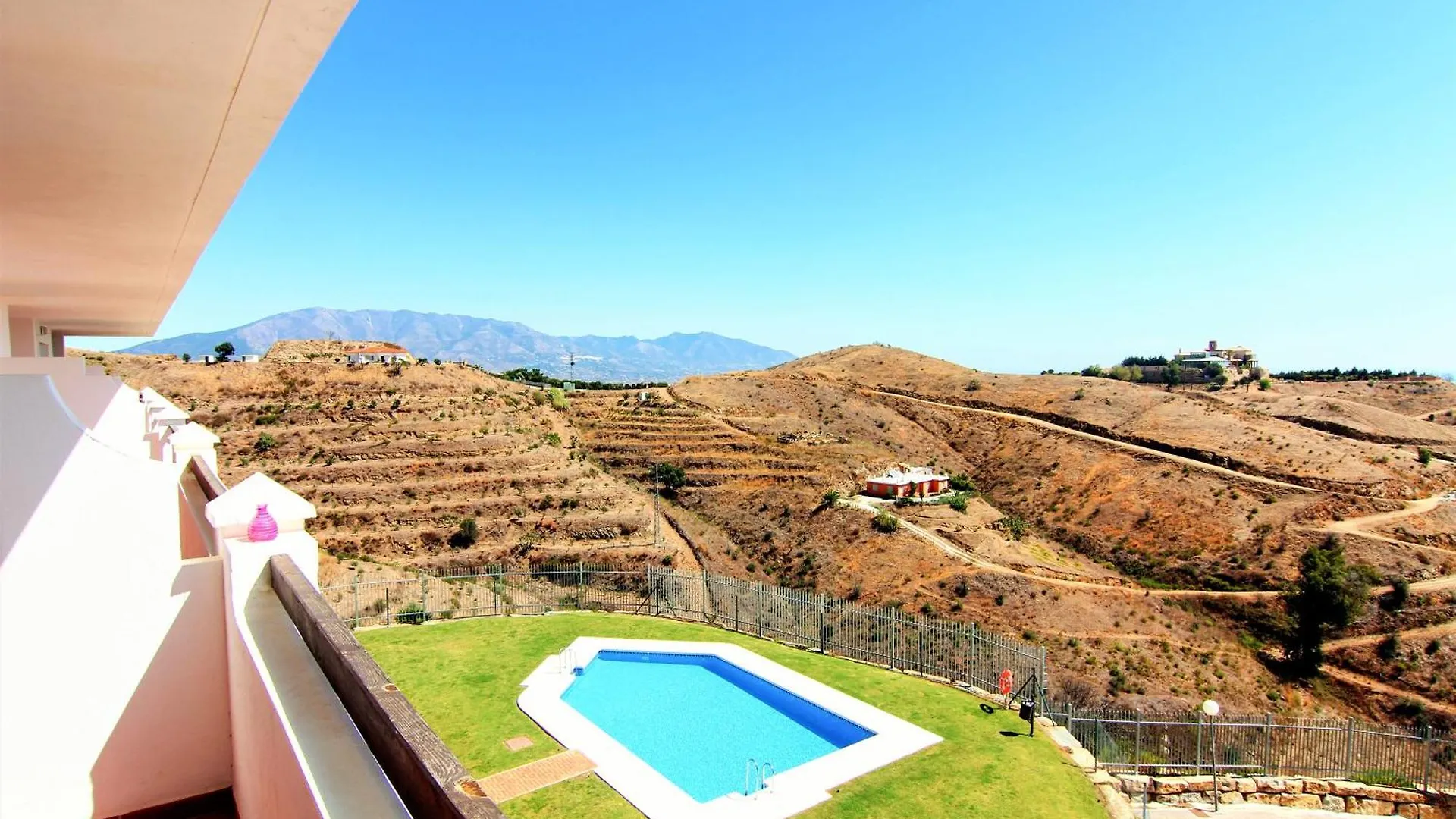 Apartment Luxe Appartement Las Palmeras Sitio De Calahonda Mijas Spanje